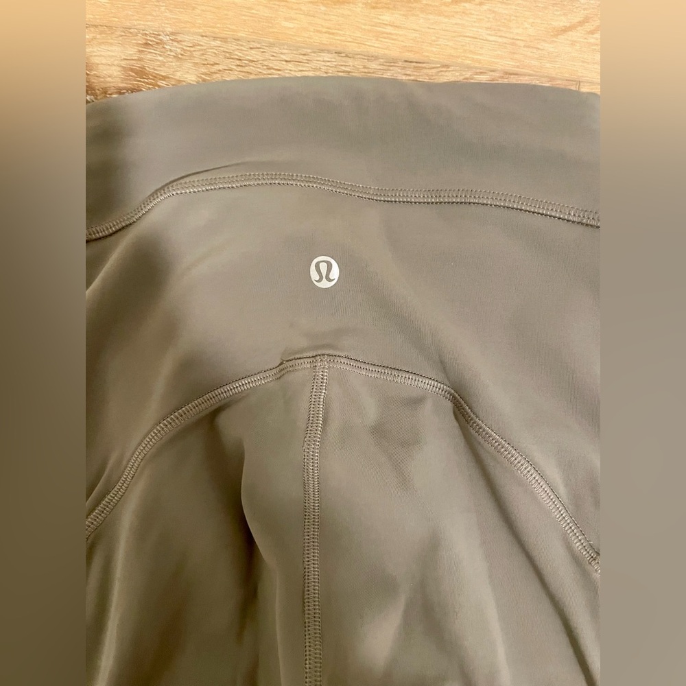 lululemom leggings with pockets